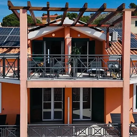 Medusalina-maestrale تروغير