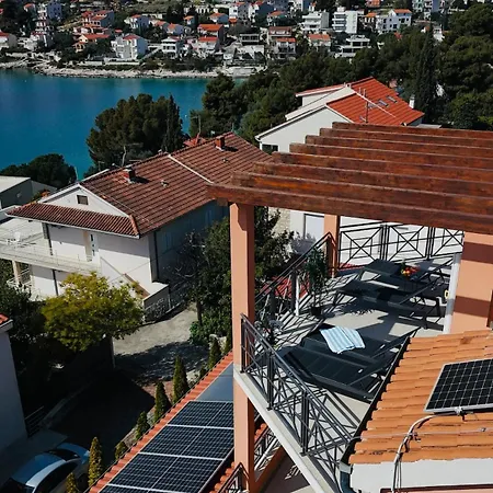 Medusalina-maestrale *