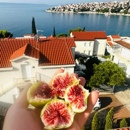 Medusalina-maestrale Apartment Trogir